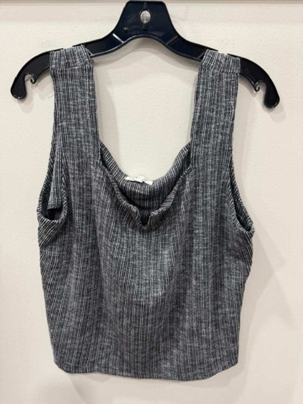 Ari + Ava Tank